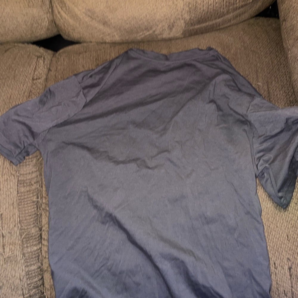 ROMWE Charcoal T-Shirt easily distracted by bugs-never worn - Picture 3 of 3